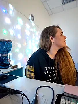 Juicy_PeachLux's cam snapshot