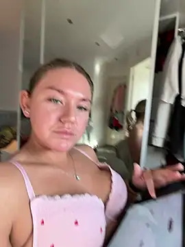 Golidelovee's cam snapshot