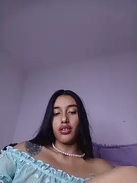 sweetdubros2's cam snapshot