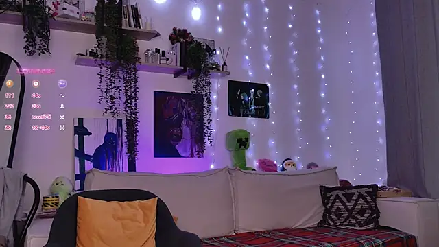 Lollyshy's cam snapshot