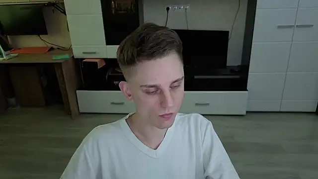 angryzan live sex cam