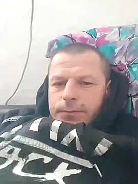 Ivan9iutt live sex cam