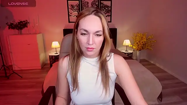 EvieMagical's cam snapshot