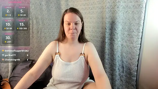 MiaLores live sex cam