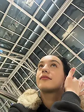 MiaTee's cam snapshot