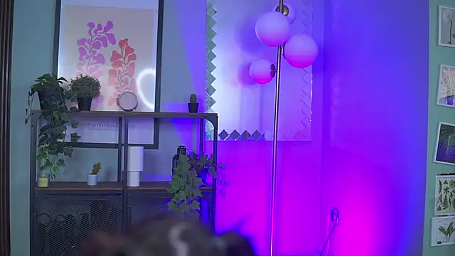 LylaRoze's cam snapshot