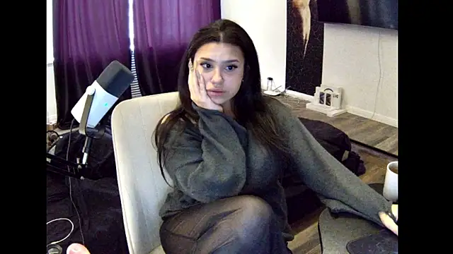 Nicole_pretty's cam snapshot