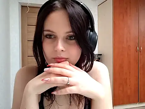 Solareclipsis's cam snapshot