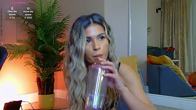 Avril_Cyrus live sex cam