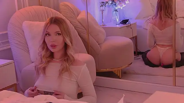 AriellaMelo's cam snapshot