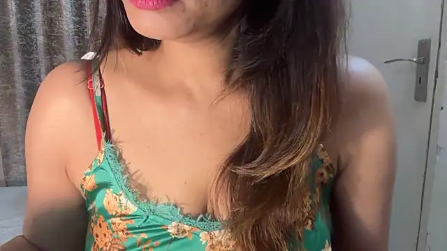 Cupid_of_Hearts's cam snapshot