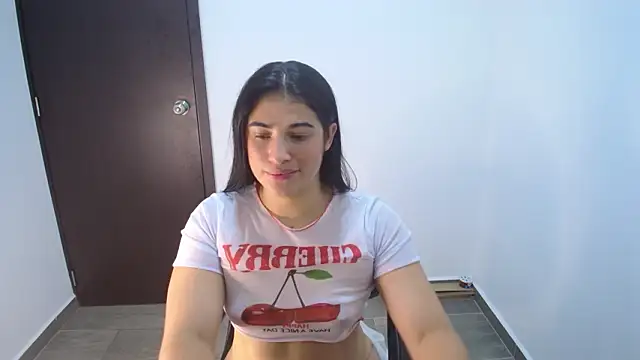 shyness_alice's cam snapshot