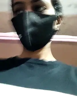 Thaper_Meera2's cam snapshot