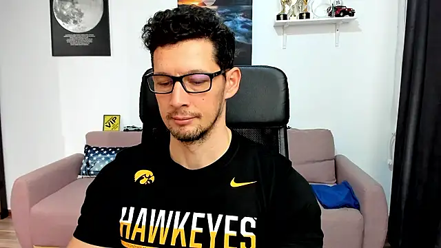 BrutusK08's cam snapshot