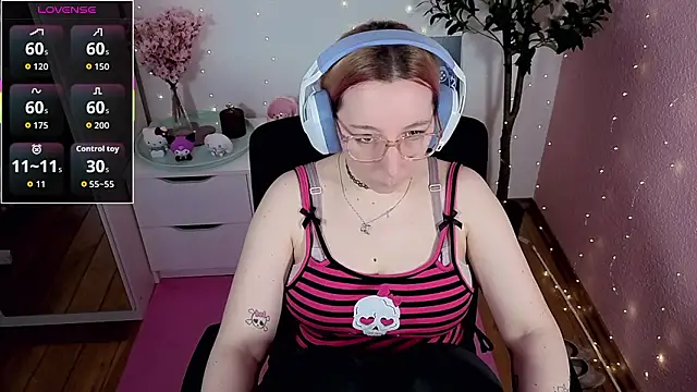 JustKerry's cam snapshot