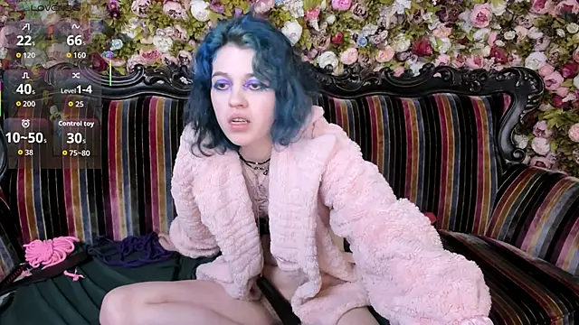 NoelleGothicShadow's cam snapshot