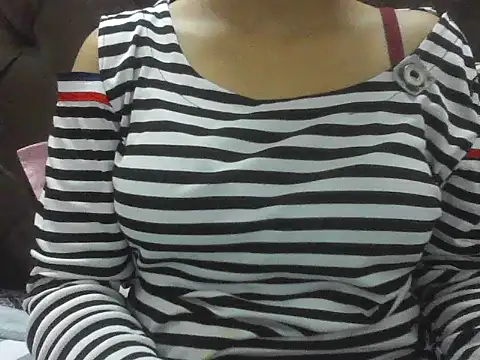 sexyrupali33's cam snapshot