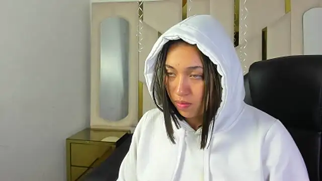 IsabellRodriguez18's cam snapshot