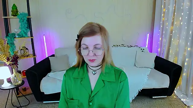 YourUniverser's cam snapshot