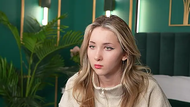 LiraKink's cam snapshot