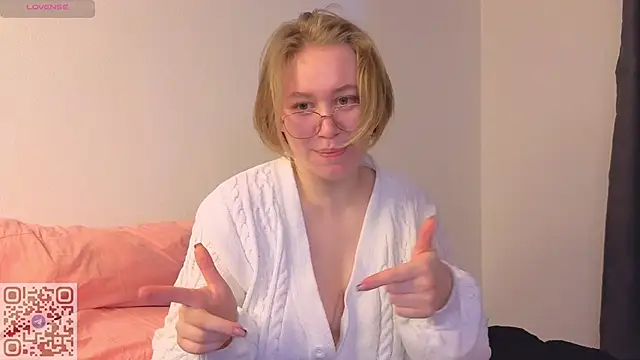 starsonthesky's cam snapshot