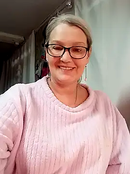 irinamaux live sex cam