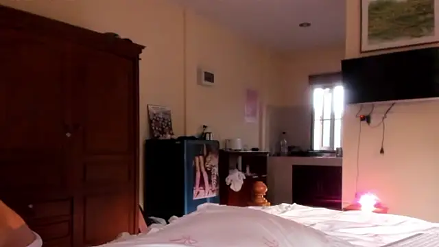 angleAndy live sex cam