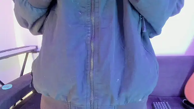 Henrikk_senn live sex cam