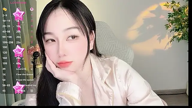 Liz-nn's cam snapshot