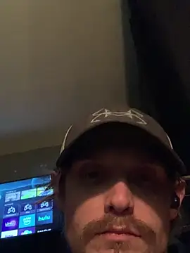 Midwestalpha live sex cam