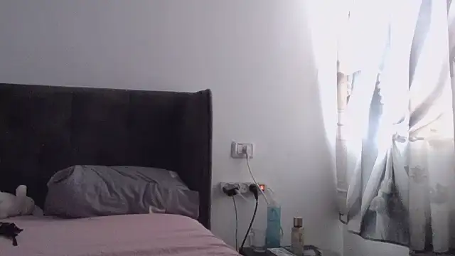 maayanlevi2 live sex cam