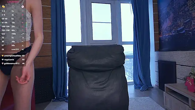 OnaZiroge's cam snapshot