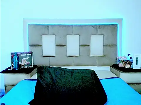 indiantopaz694u's cam snapshot