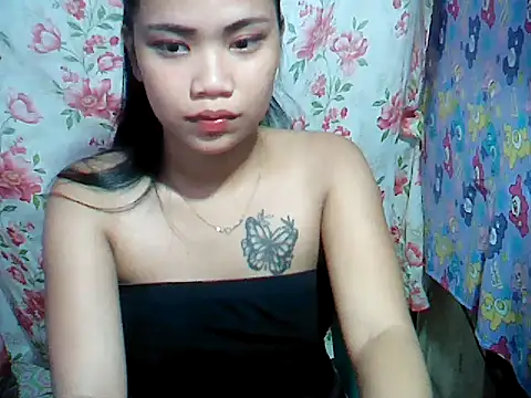 Milkytits_Yum00's cam snapshot