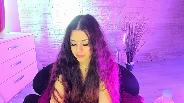 BellaNoir_'s cam snapshot