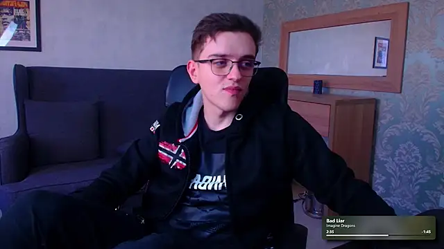 FelixStarkk live sex cam