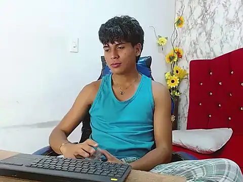 Valentino_Lane live sex cam