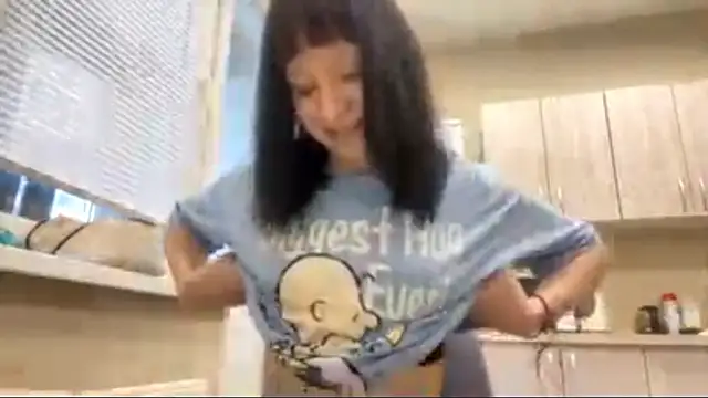 EveNoxie's cam snapshot