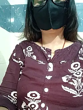 Aishwaryaa_69 live sex cam