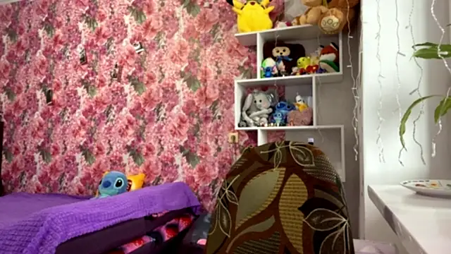 TraciBallena's cam snapshot