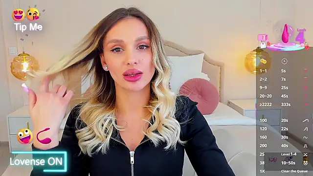 MissLoou live sex cam