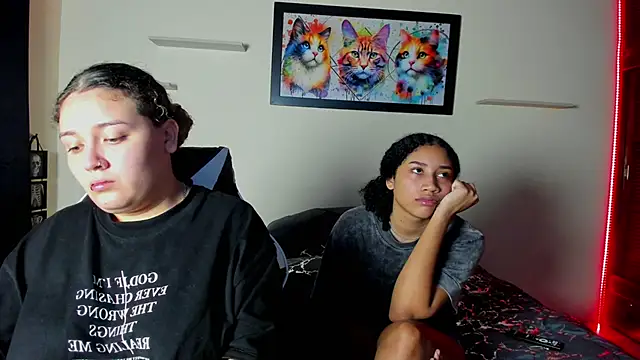 meredit_cris23 live sex cam