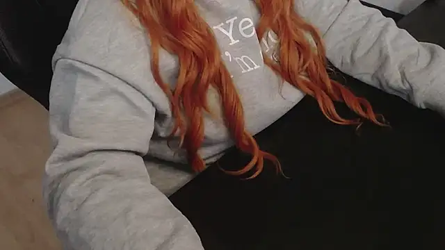 sweetvixen01's cam snapshot