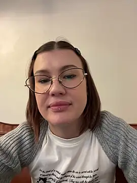 RinaCat's cam snapshot