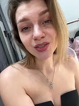 ValenciaShock live sex cam