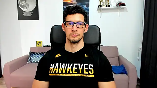 BrutusK08 live sex cam