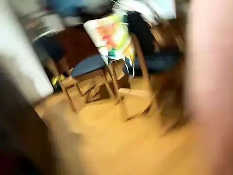 GrowHuge live sex cam