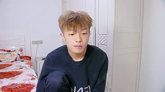 Chocolates-001 live sex cam