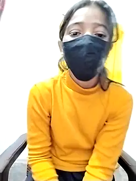 Cute-Naavya live sex cam