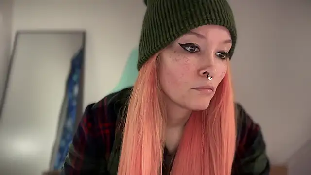 FRRANNKIE live sex cam